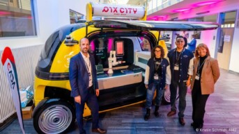 Automotive Forum Zwickau 2025 - Robo-Shop im autonomen Shuttle des Verbunds CADA