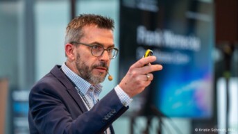 Automotive Forum Zwickau 2025 - Fachvortrag von Dronemasters zum Thema Drohnen